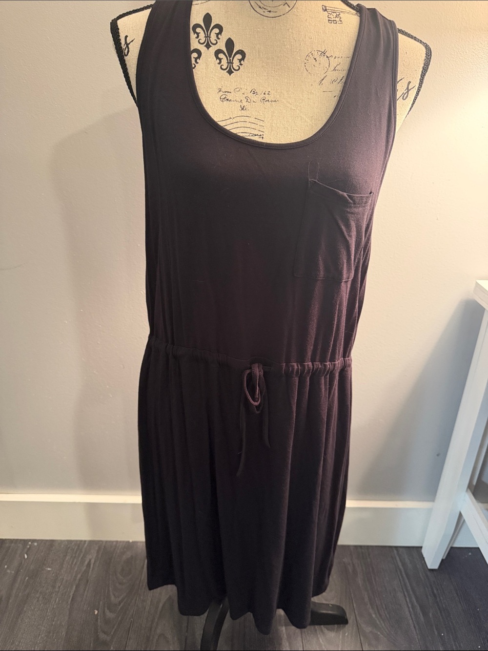 Olive & Oak Black Sleeveless Tank Dress